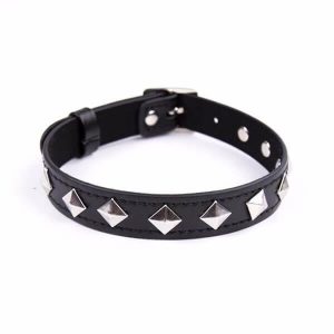TORIA - DIAMOND BDSM HALSBÅND